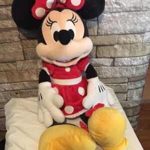 Disney Minnie Mouse Plush Toy
